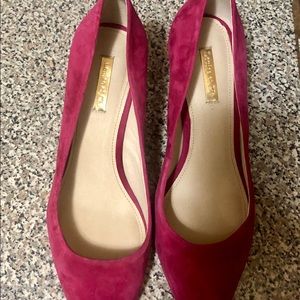 Louis and Cie pink suede pumps